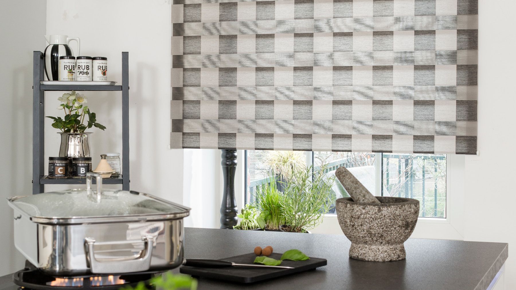 Teba_Rollo_Doppelrollo_Schachbrett