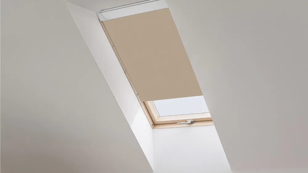 Teba_Rollo_Dachfenster_Namhafte_Hersteller.jpg